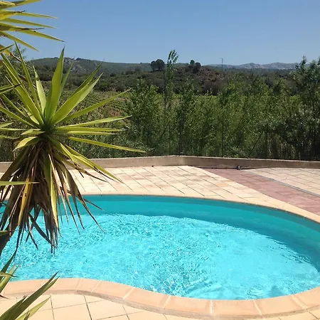 Les Du Relais D'aguilar Campingplads