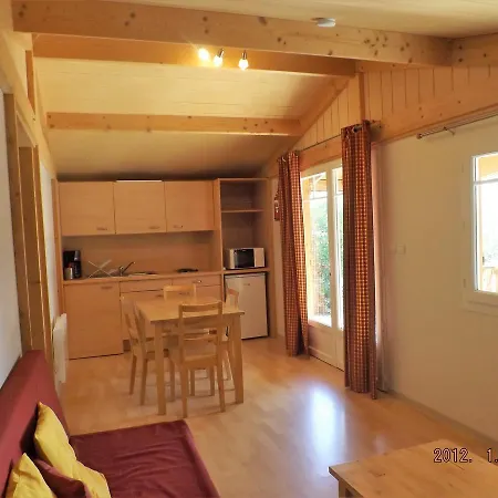 Les Du Relais D'aguilar Campingplads